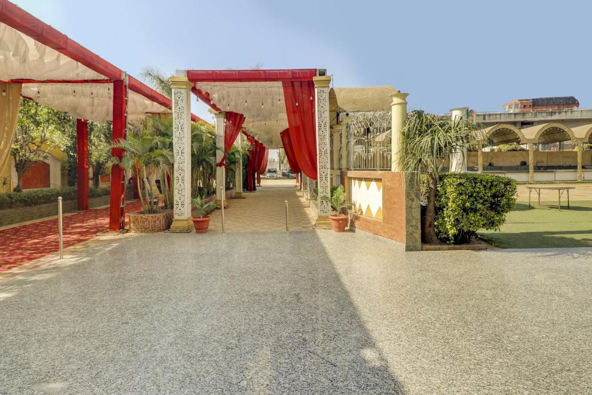 Hotel O Mukut Mahal Meerut Exterior foto